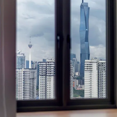 Riveria City Near Kl Sentral With 118 View Sky Infinity Pool By Cobnb Kuala Lumpur Exterior photo