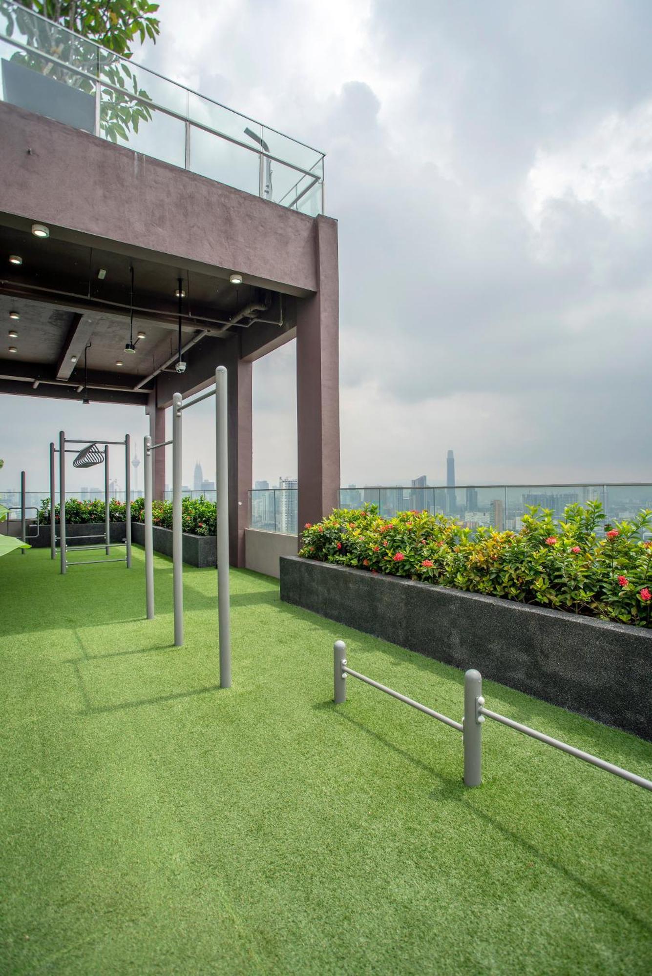 Riveria Near Kl Sentral With 118 View Sky Infinity Pool By Cobnb Apartment