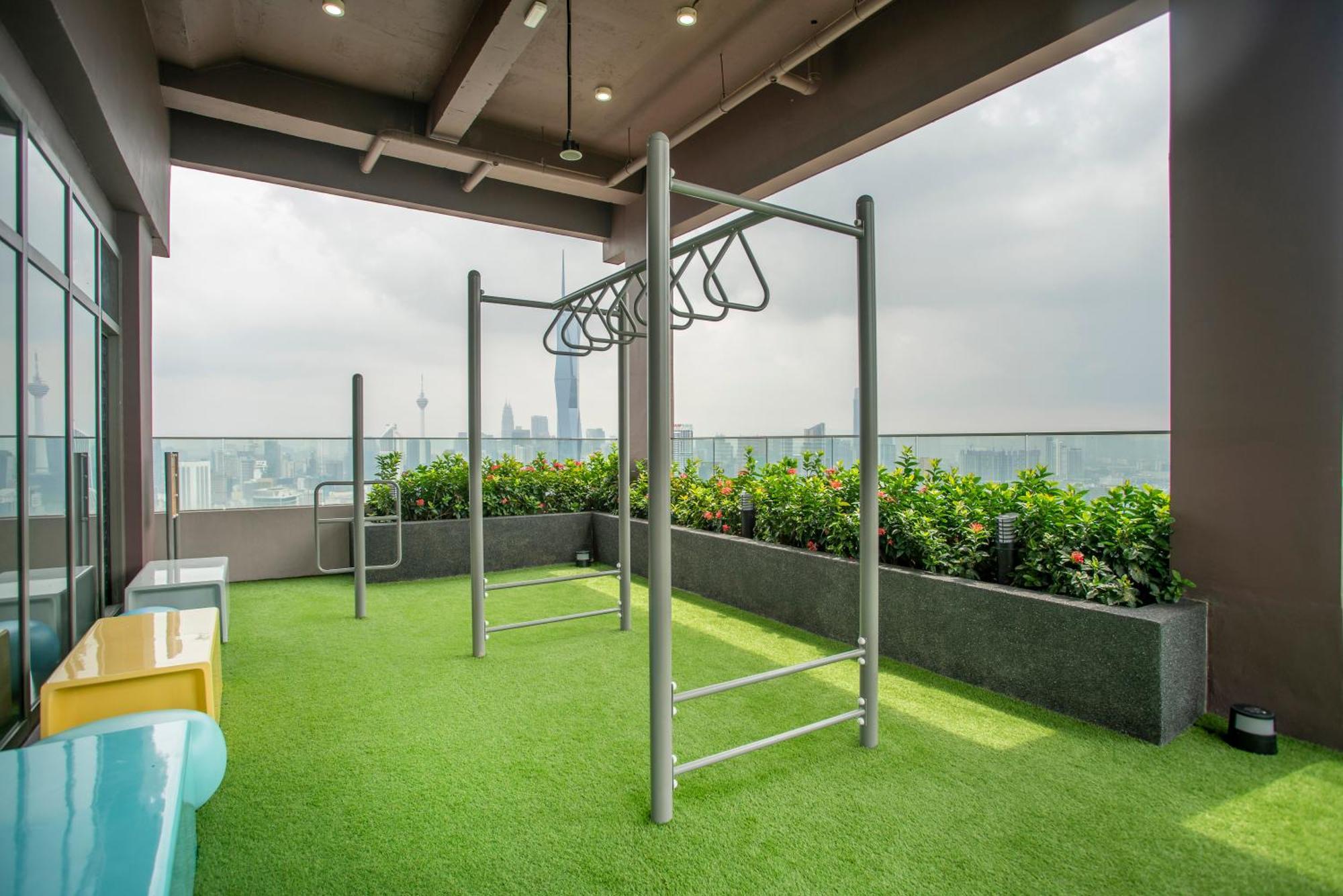 Riveria Near Kl Sentral With 118 View Sky Infinity Pool By Cobnb Kuala Lumpur