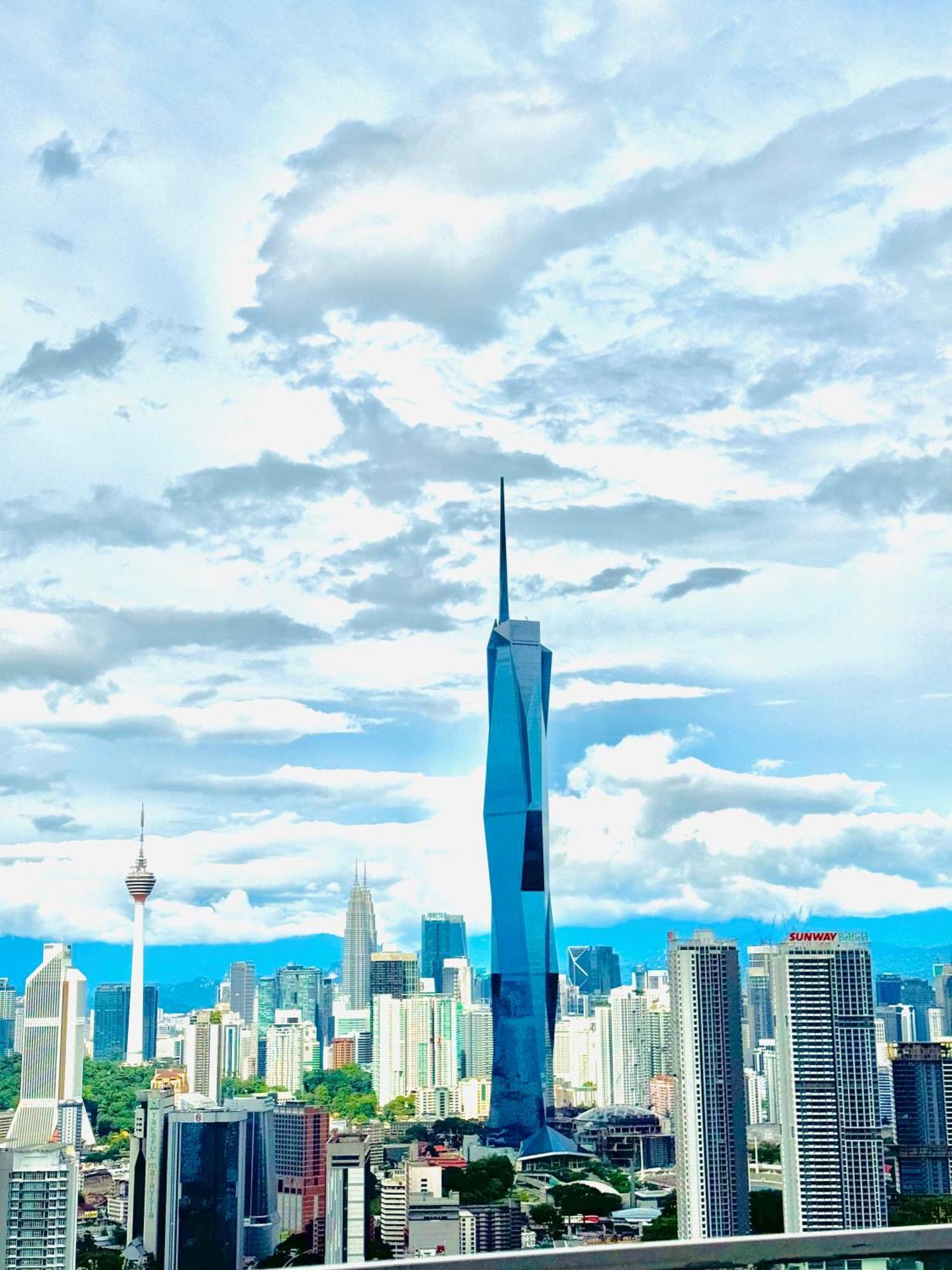 Riveria Near Kl Sentral With 118 View Sky Infinity Pool By Cobnb Apartment Kuala Lumpur
